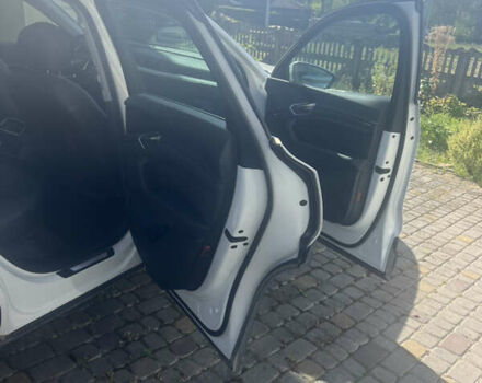 Белый Ауди E-Tron, объемом двигателя 0 л и пробегом 48 тыс. км за 33000 $, фото 4 на Automoto.ua