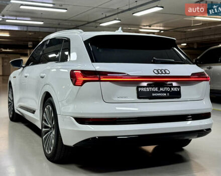 Білий Ауді E-Tron, об'ємом двигуна 0 л та пробігом 36 тис. км за 35000 $, фото 23 на Automoto.ua