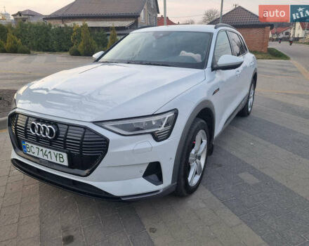 Білий Ауді E-Tron, об'ємом двигуна 0 л та пробігом 184 тис. км за 34500 $, фото 21 на Automoto.ua