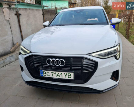Білий Ауді E-Tron, об'ємом двигуна 0 л та пробігом 184 тис. км за 34500 $, фото 10 на Automoto.ua