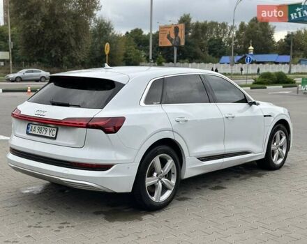 Белый Ауди E-Tron, объемом двигателя 0 л и пробегом 116 тыс. км за 27900 $, фото 4 на Automoto.ua