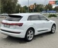 Белый Ауди E-Tron, объемом двигателя 0 л и пробегом 116 тыс. км за 27900 $, фото 4 на Automoto.ua