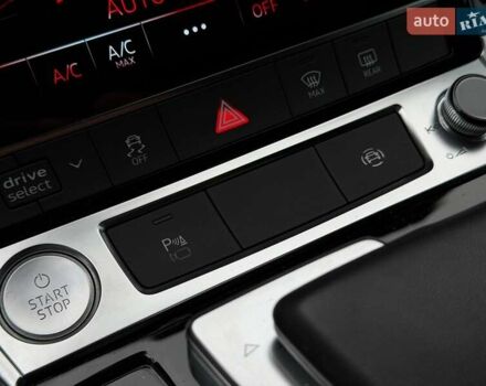 Белый Ауди E-Tron, объемом двигателя 0 л и пробегом 87 тыс. км за 28000 $, фото 64 на Automoto.ua