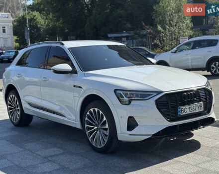 Білий Ауді E-Tron, об'ємом двигуна 0 л та пробігом 80 тис. км за 31400 $, фото 7 на Automoto.ua