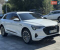 Білий Ауді E-Tron, об'ємом двигуна 0 л та пробігом 80 тис. км за 31400 $, фото 7 на Automoto.ua