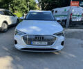 Білий Ауді E-Tron, об'ємом двигуна 0 л та пробігом 130 тис. км за 31900 $, фото 1 на Automoto.ua