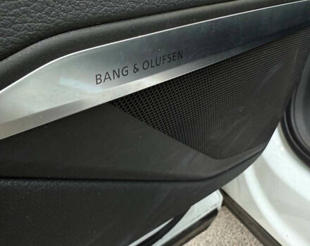 Білий Ауді E-Tron, об'ємом двигуна 0 л та пробігом 91 тис. км за 31100 $, фото 9 на Automoto.ua