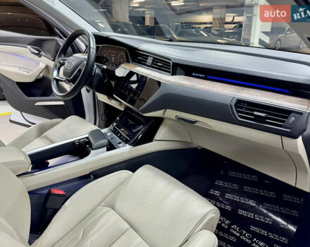 Білий Ауді E-Tron, об'ємом двигуна 0 л та пробігом 36 тис. км за 35000 $, фото 55 на Automoto.ua