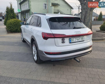 Білий Ауді E-Tron, об'ємом двигуна 0 л та пробігом 184 тис. км за 34500 $, фото 16 на Automoto.ua