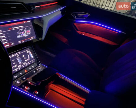 Білий Ауді E-Tron, об'ємом двигуна 0 л та пробігом 80 тис. км за 31400 $, фото 28 на Automoto.ua