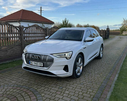 Ауди E-Tron 2019 в Львове на Automoto.ua Белый Ауди E-Tron, объемом двигателя 0 л и пробегом 72 тыс. км за 33000 $, фото 7 на Automoto.ua