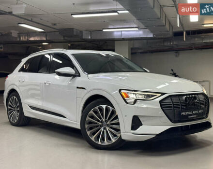 Білий Ауді E-Tron, об'ємом двигуна 0 л та пробігом 36 тис. км за 35000 $, фото 2 на Automoto.ua