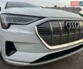 Білий Ауді E-Tron, об'ємом двигуна 0 л та пробігом 112 тис. км за 27500 $, фото 8 на Automoto.ua