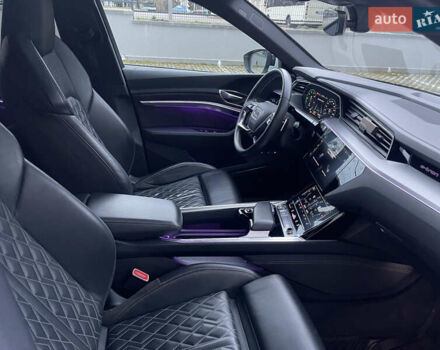 Білий Ауді E-Tron, об'ємом двигуна 0 л та пробігом 83 тис. км за 35000 $, фото 34 на Automoto.ua