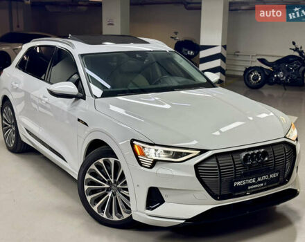 Білий Ауді E-Tron, об'ємом двигуна 0 л та пробігом 36 тис. км за 35000 $, фото 10 на Automoto.ua