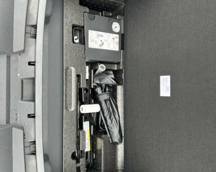 Белый Ауди E-Tron, объемом двигателя 0 л и пробегом 43 тыс. км за 35900 $, фото 33 на Automoto.ua