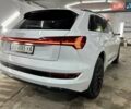 Белый Ауди E-Tron, объемом двигателя 0 л и пробегом 189 тыс. км за 28000 $, фото 18 на Automoto.ua