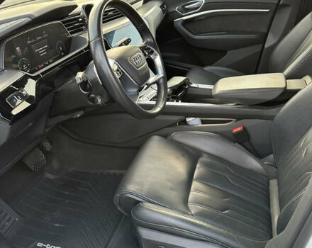 Белый Ауди E-Tron, объемом двигателя 0 л и пробегом 110 тыс. км за 31000 $, фото 7 на Automoto.ua