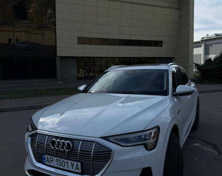 Білий Ауді E-Tron, об'ємом двигуна 0 л та пробігом 91 тис. км за 31100 $, фото 1 на Automoto.ua