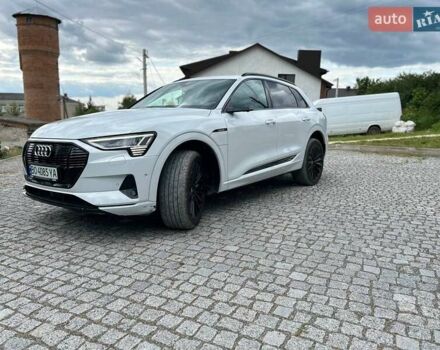Белый Ауди E-Tron, объемом двигателя 0 л и пробегом 189 тыс. км за 28000 $, фото 8 на Automoto.ua