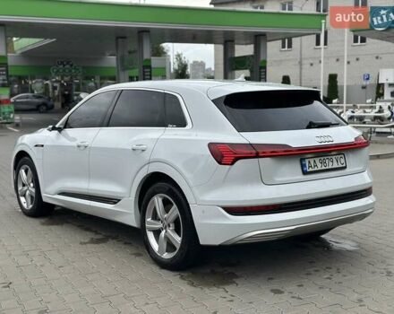 Белый Ауди E-Tron, объемом двигателя 0 л и пробегом 116 тыс. км за 27900 $, фото 6 на Automoto.ua