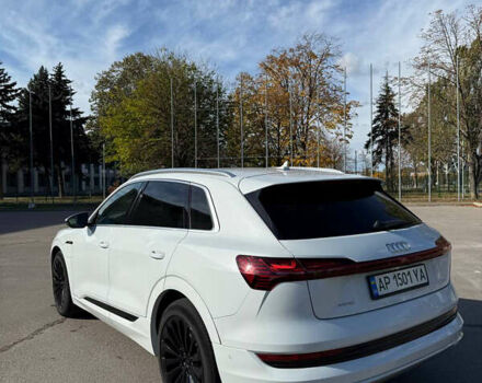 Білий Ауді E-Tron, об'ємом двигуна 0 л та пробігом 91 тис. км за 31100 $, фото 4 на Automoto.ua