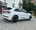Белый Ауди E-Tron, объемом двигателя 0 л и пробегом 189 тыс. км за 28000 $, фото 5 на Automoto.ua