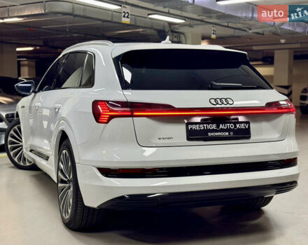 Білий Ауді E-Tron, об'ємом двигуна 0 л та пробігом 36 тис. км за 35000 $, фото 24 на Automoto.ua