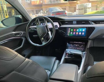 Белый Ауди E-Tron, объемом двигателя 0 л и пробегом 106 тыс. км за 32000 $, фото 16 на Automoto.ua