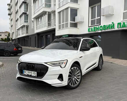 Белый Ауди E-Tron, объемом двигателя 0 л и пробегом 59 тыс. км за 32499 $, фото 1 на Automoto.ua