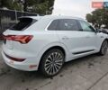 Білий Ауді E-Tron, об'ємом двигуна 0 л та пробігом 34 тис. км за 13500 $, фото 3 на Automoto.ua