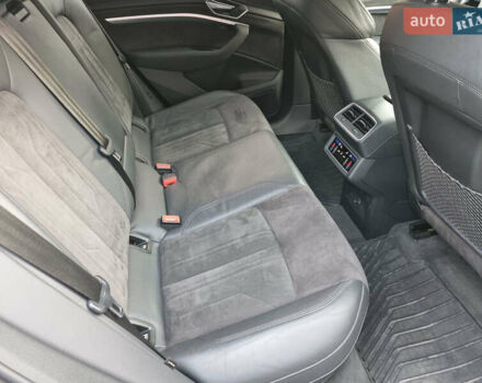 Білий Ауді E-Tron, об'ємом двигуна 0 л та пробігом 184 тис. км за 34500 $, фото 27 на Automoto.ua