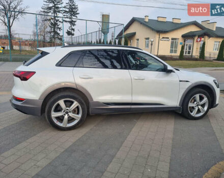 Білий Ауді E-Tron, об'ємом двигуна 0 л та пробігом 184 тис. км за 34500 $, фото 12 на Automoto.ua