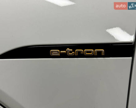Білий Ауді E-Tron, об'ємом двигуна 0 л та пробігом 36 тис. км за 35000 $, фото 35 на Automoto.ua