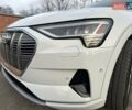 Білий Ауді E-Tron, об'ємом двигуна 0 л та пробігом 112 тис. км за 27500 $, фото 7 на Automoto.ua