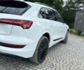 Белый Ауди E-Tron, объемом двигателя 0 л и пробегом 189 тыс. км за 28000 $, фото 4 на Automoto.ua