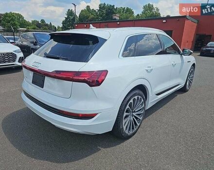 Белый Ауди E-Tron, объемом двигателя 0 л и пробегом 71 тыс. км за 22000 $, фото 3 на Automoto.ua
