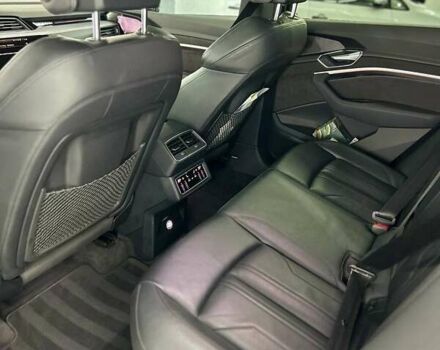 Белый Ауди E-Tron, объемом двигателя 0 л и пробегом 189 тыс. км за 28000 $, фото 24 на Automoto.ua