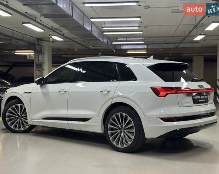 Білий Ауді E-Tron, об'ємом двигуна 0 л та пробігом 36 тис. км за 35000 $, фото 27 на Automoto.ua