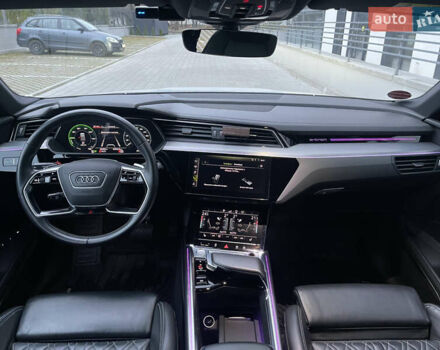 Білий Ауді E-Tron, об'ємом двигуна 0 л та пробігом 83 тис. км за 35000 $, фото 26 на Automoto.ua