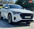 Білий Ауді E-Tron, об'ємом двигуна 0 л та пробігом 80 тис. км за 31400 $, фото 3 на Automoto.ua
