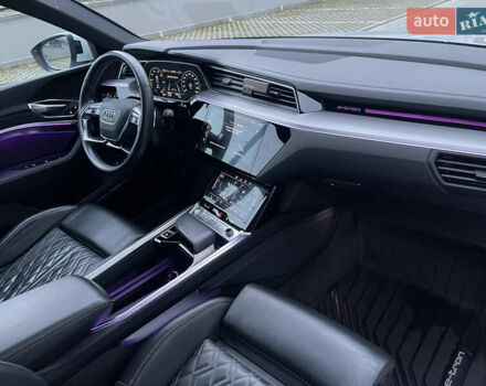 Білий Ауді E-Tron, об'ємом двигуна 0 л та пробігом 83 тис. км за 35000 $, фото 32 на Automoto.ua
