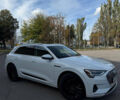 Білий Ауді E-Tron, об'ємом двигуна 0 л та пробігом 91 тис. км за 31100 $, фото 2 на Automoto.ua
