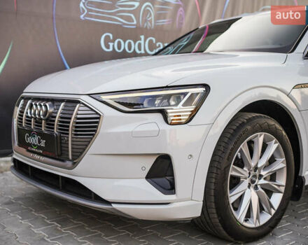 Білий Ауді E-Tron, об'ємом двигуна 0 л та пробігом 120 тис. км за 28500 $, фото 26 на Automoto.ua