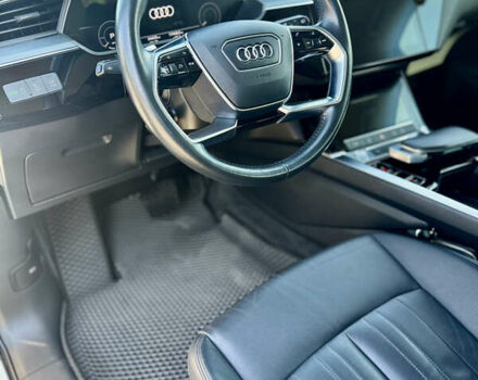 Белый Ауди E-Tron, объемом двигателя 0 л и пробегом 54 тыс. км за 31900 $, фото 10 на Automoto.ua