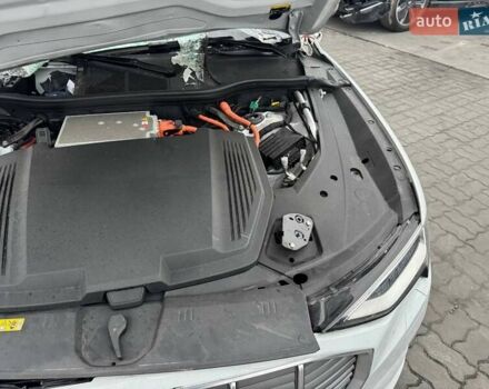 Белый Ауди E-Tron, объемом двигателя 0 л и пробегом 40 тыс. км за 13200 $, фото 10 на Automoto.ua