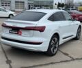 Білий Ауді E-Tron, об'ємом двигуна 0 л та пробігом 60 тис. км за 46490 $, фото 4 на Automoto.ua