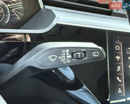 Белый Ауди E-Tron, объемом двигателя 0 л и пробегом 198 тыс. км за 27800 $, фото 96 на Automoto.ua