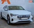 Білий Ауді E-Tron, об'ємом двигуна 0 л та пробігом 49 тис. км за 40990 $, фото 6 на Automoto.ua