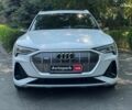 Білий Ауді E-Tron, об'ємом двигуна 0 л та пробігом 93 тис. км за 31440 $, фото 1 на Automoto.ua
